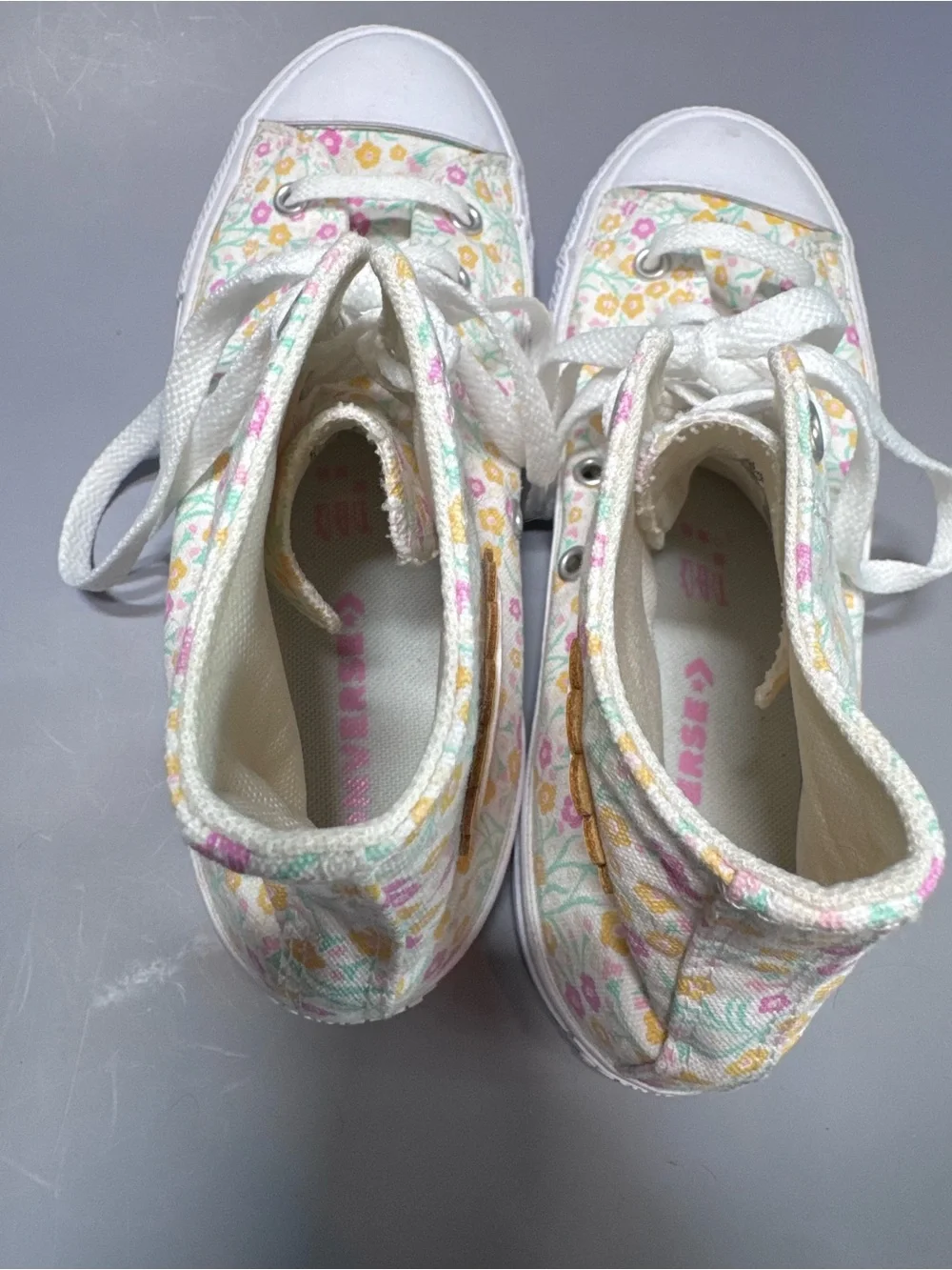 Converse Chuck Taylor All Star Hi Ditsy Floral White Pink Gold Junior Size 5